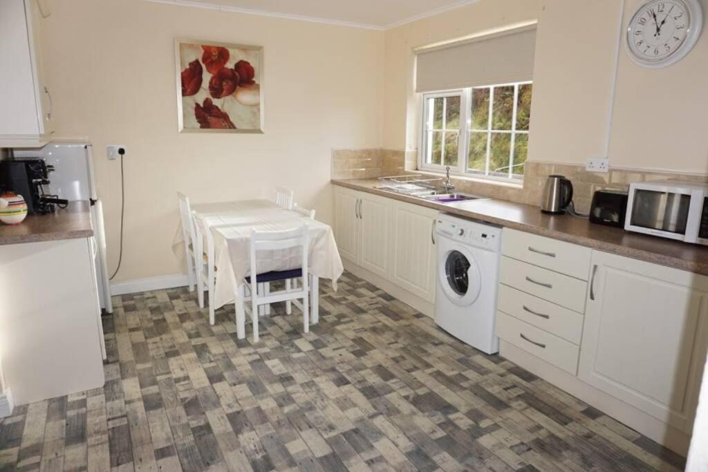 Meenadreen Cottage Donegal Town Exterior photo