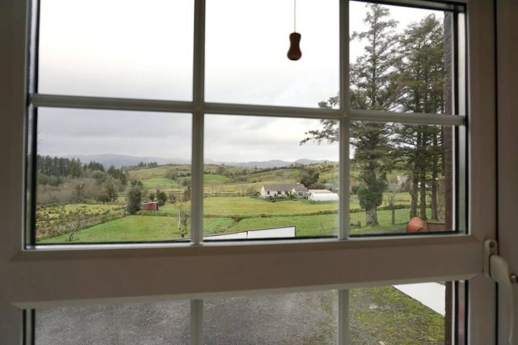 Meenadreen Cottage Donegal Town Exterior photo